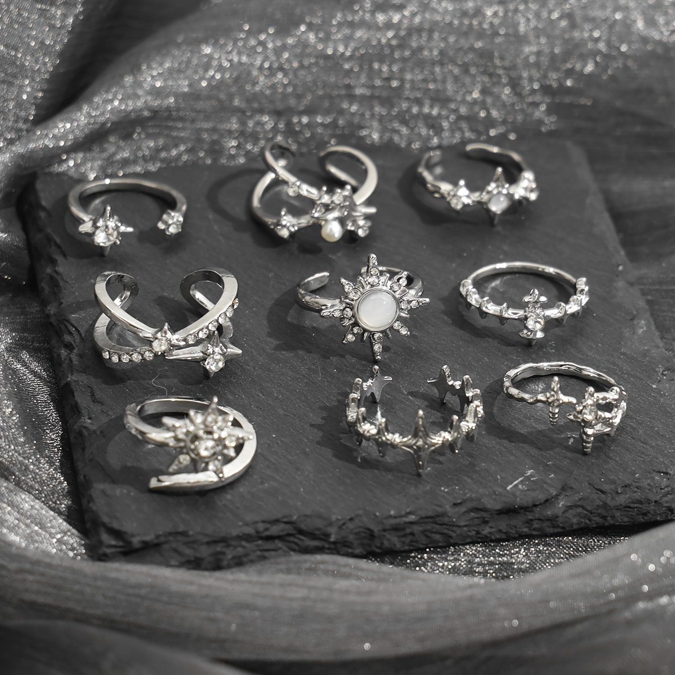 9pcs Alloy Rhinestone Inlaid Stacking Ring Set